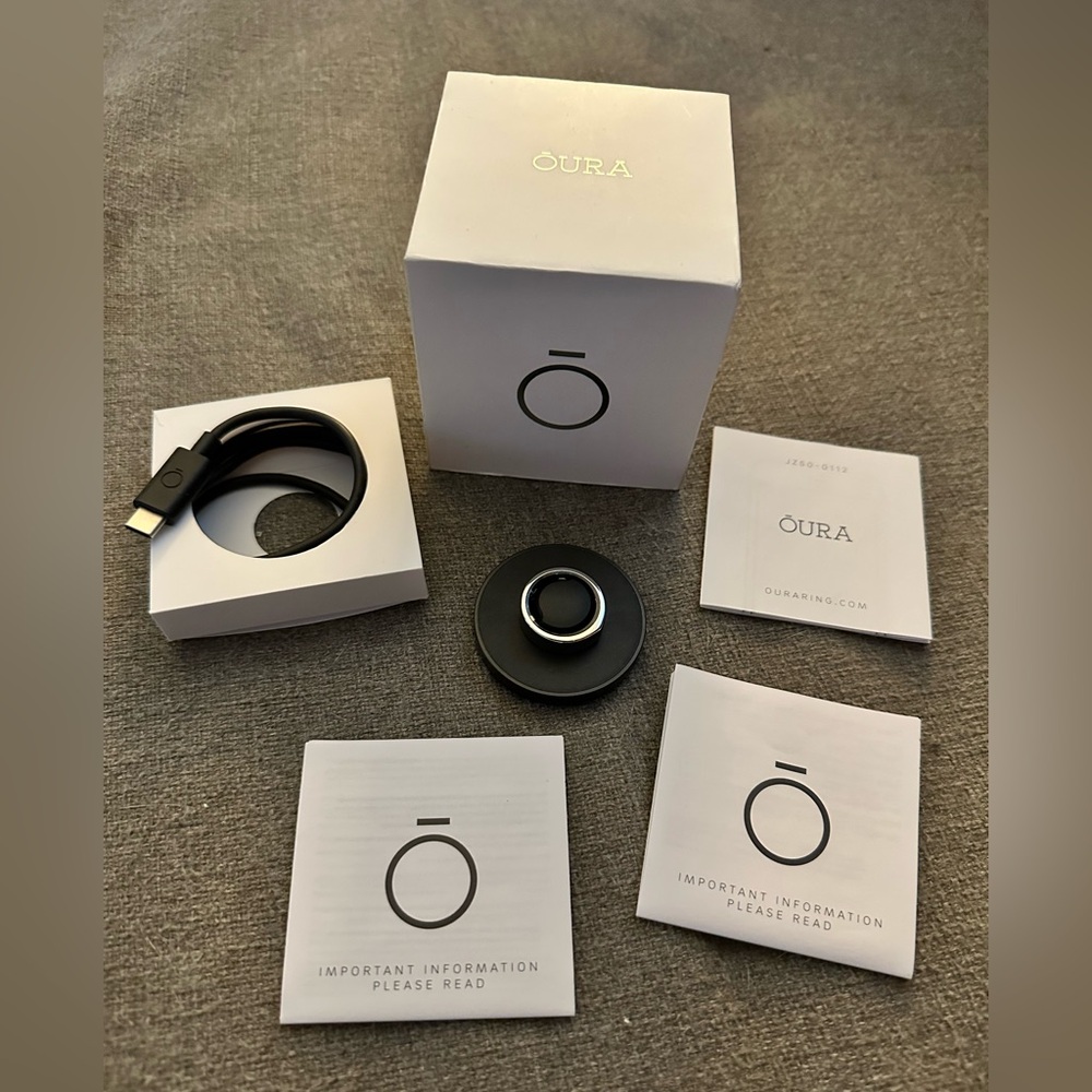 OURA Balance Silver size US7 Ring.